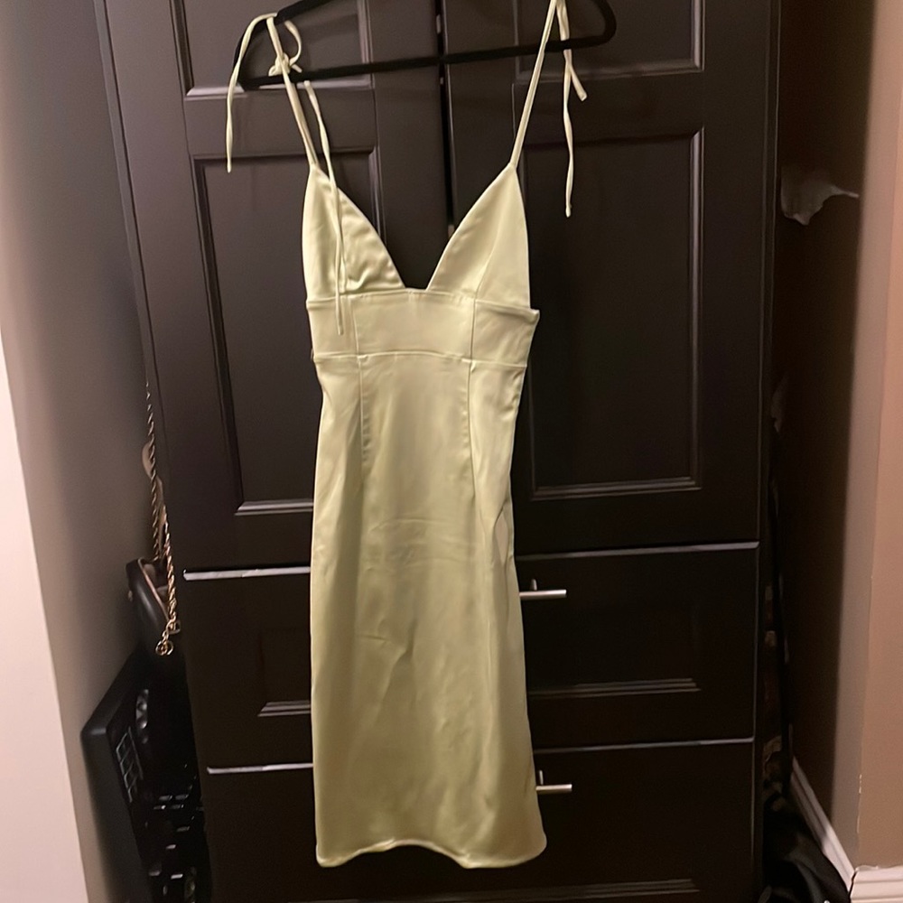 Aritzia Wilfred dress size 00